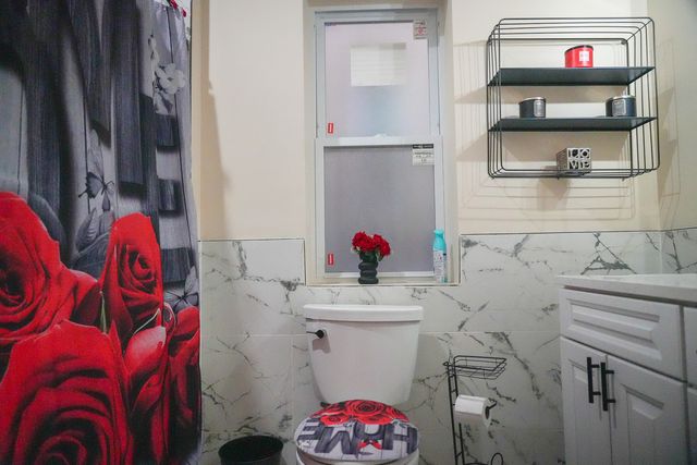 3919 W Flournoy Street, Chicago, IL 60624