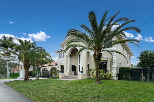 19339 SW 80th Ct, Cutler Bay, FL 33157