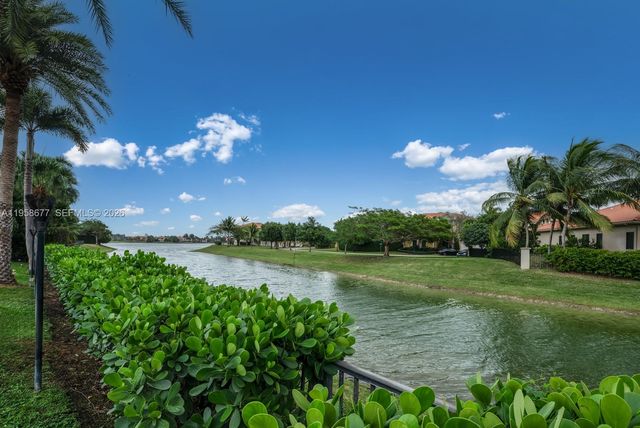 19339 SW 80th Ct, Cutler Bay, FL 33157