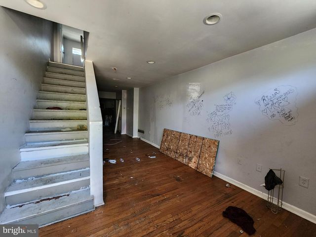 3525 E FAIRMOUNT AVE, Baltimore, MD 21224