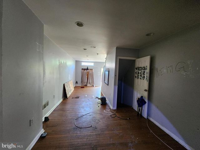 3525 E FAIRMOUNT AVE, Baltimore, MD 21224