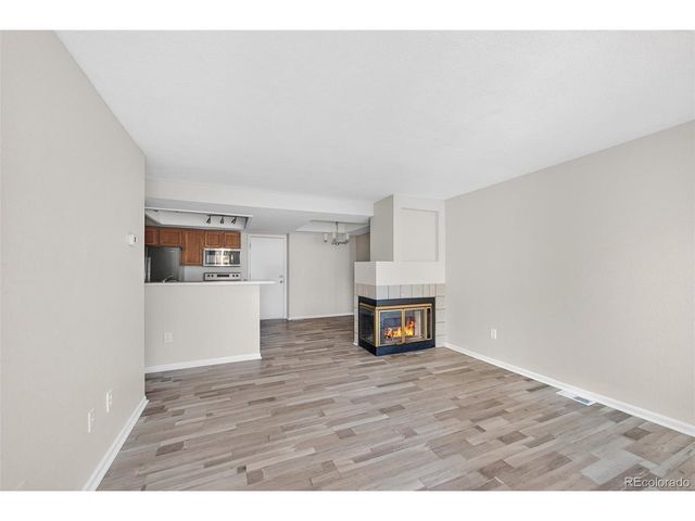 2179 S Scranton Way 103, Aurora, CO 80014