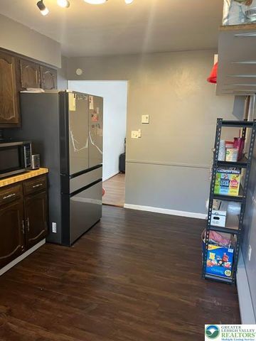 1184 Eagle Street, Lower Macungie Twp, PA 18106