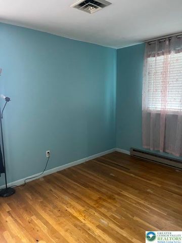 1184 Eagle Street, Lower Macungie Twp, PA 18106