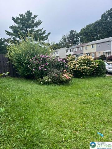 1184 Eagle Street, Lower Macungie Twp, PA 18106