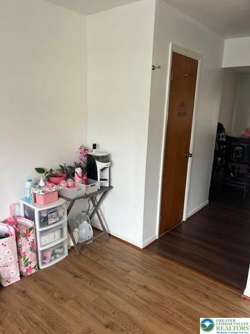 1184 Eagle Street, Lower Macungie Twp, PA 18106