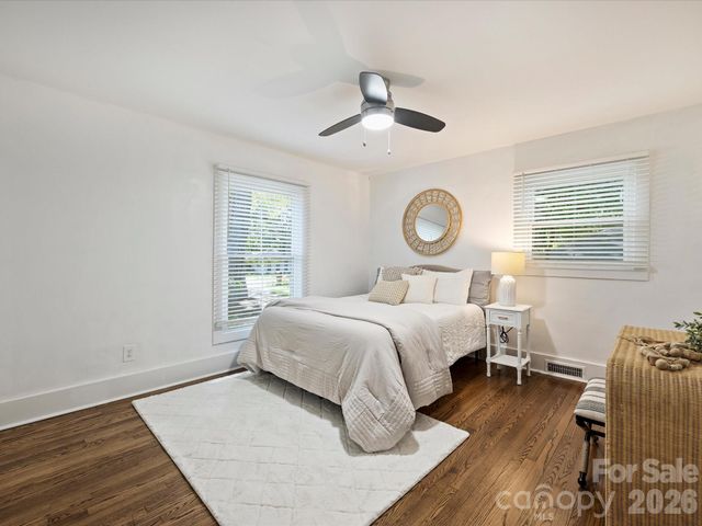 6610 Burlwood Road, Charlotte, NC 28211