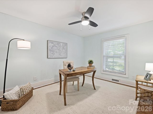 6610 Burlwood Road, Charlotte, NC 28211
