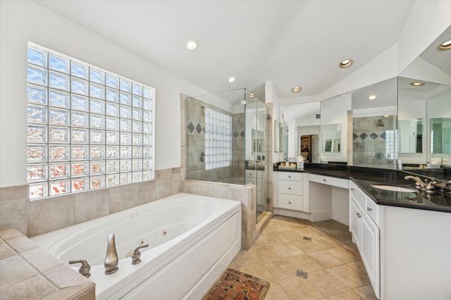 2700 Wroxton Road, West University Place, TX 77005