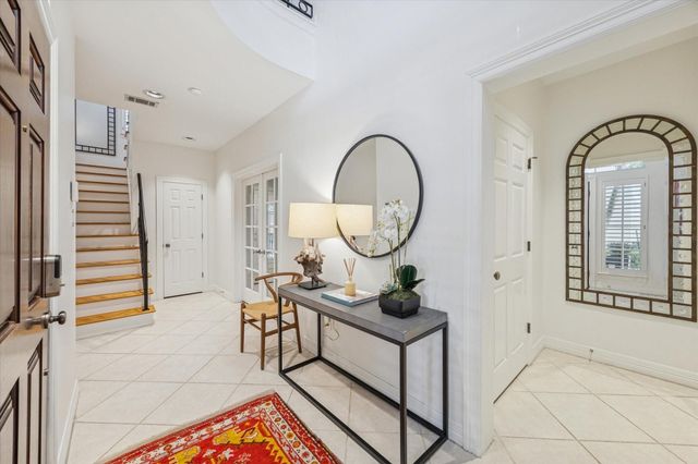 2700 Wroxton Road, West University Place, TX 77005