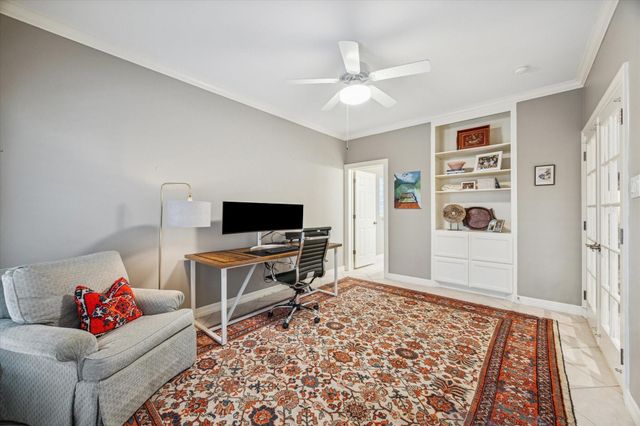 2700 Wroxton Road, West University Place, TX 77005