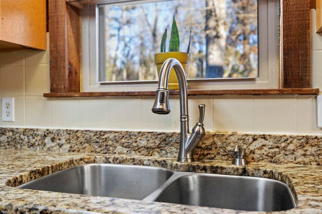 1020 County Road 3277, Quitman, TX 75783