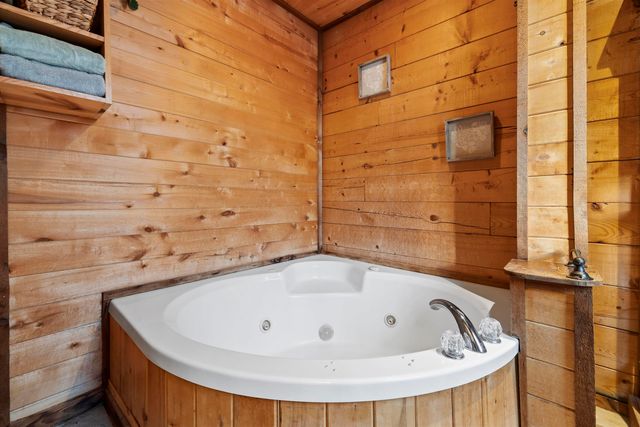 1020 County Road 3277, Quitman, TX 75783