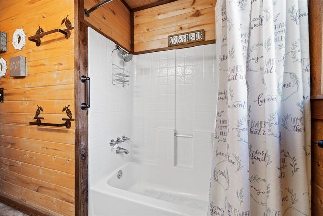 1020 County Road 3277, Quitman, TX 75783