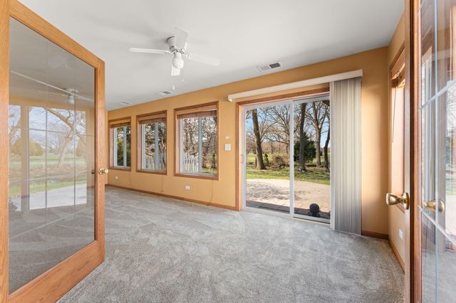 6458 Grosbeak Court, Hobart, IN 46342