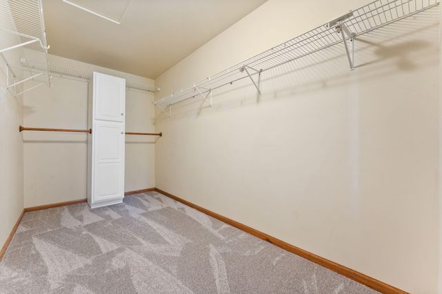 6458 Grosbeak Court, Hobart, IN 46342