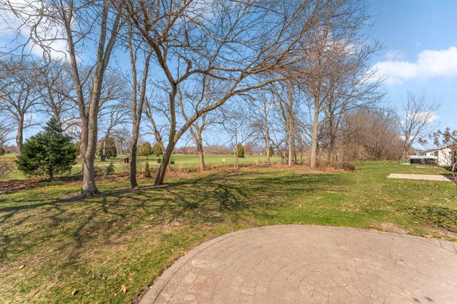 6458 Grosbeak Court, Hobart, IN 46342