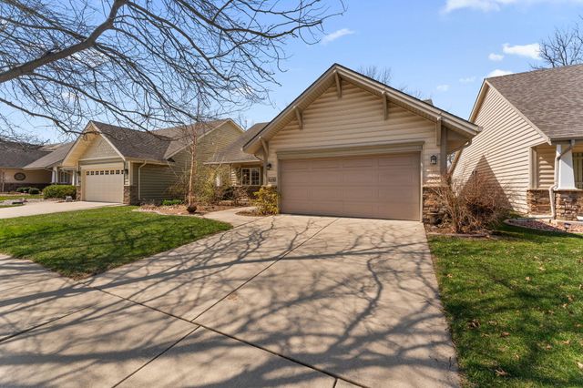 6458 Grosbeak Court, Hobart, IN 46342