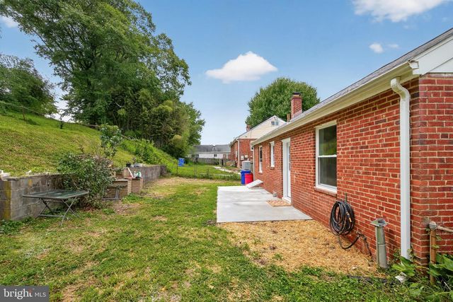 2704 FENIMORE RD, Silver Spring, MD 20902