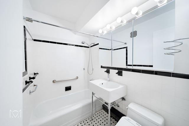 415 E 85th St Apt 9C, New York City, NY 10028