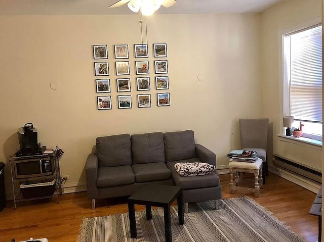 3917 N SOUTHPORT Avenue 1W, Chicago, IL 60613