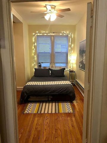 3917 N SOUTHPORT Avenue 1W, Chicago, IL 60613