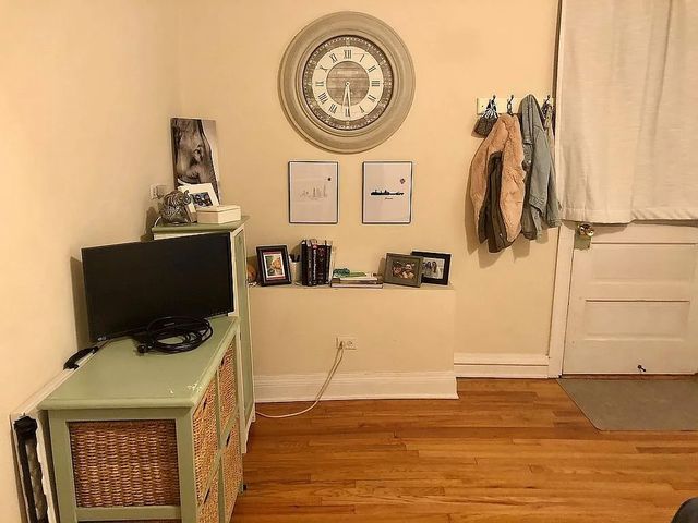 3917 N SOUTHPORT Avenue 1W, Chicago, IL 60613