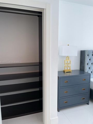 200 BISCAYNE BLVD WY 3309, Miami, FL 33131