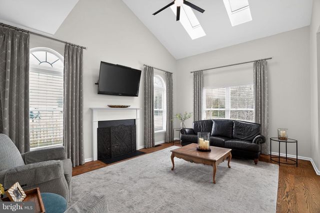 926 COVINGTON DR, Downingtown, PA 19335