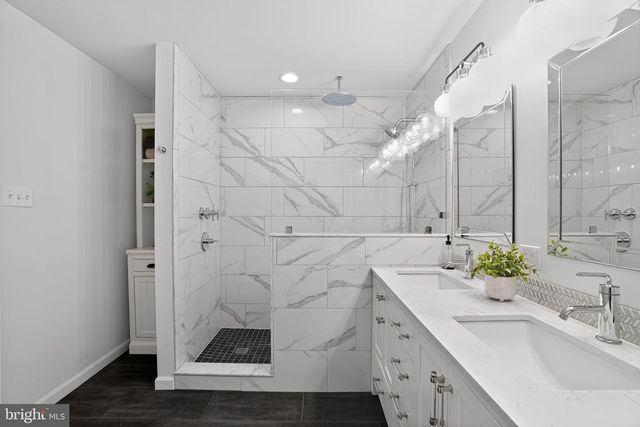 926 COVINGTON DR, Downingtown, PA 19335