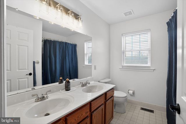 926 COVINGTON DR, Downingtown, PA 19335