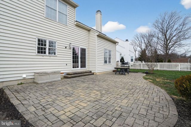 926 COVINGTON DR, Downingtown, PA 19335