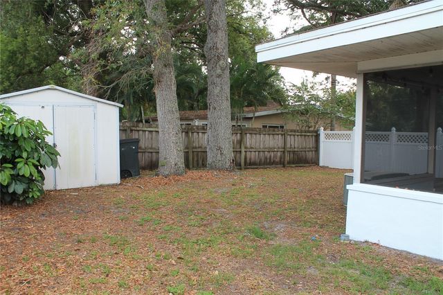 863 BAY BREEZE TERRACE, Largo, FL 33770