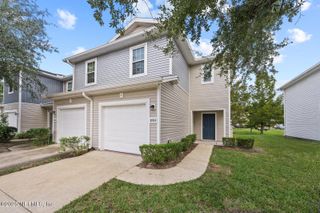 1553 BISCAYNE BAY Drive, Jacksonville, FL 32218