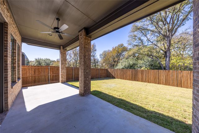 903 Boston Lane, River Oaks, TX 76114