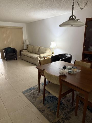 6006 Indrio Road 4, Fort Pierce, FL 34950