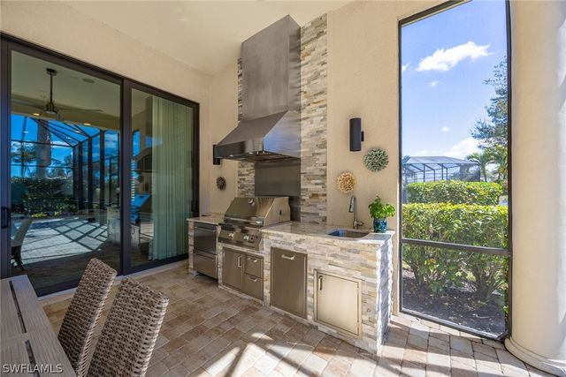 6502 Roma WAY, Naples, FL 34113