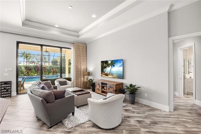 6502 Roma WAY, Naples, FL 34113