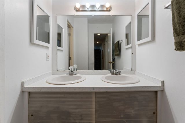 207 Ballard Street Unit: 106, Ypsilanti, MI 48197