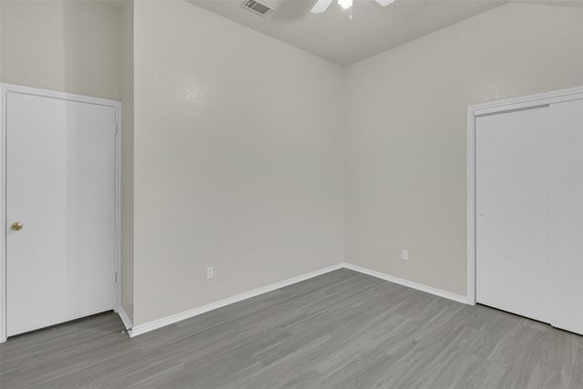 2822 Fenwick Street, Grand Prairie, TX 75052