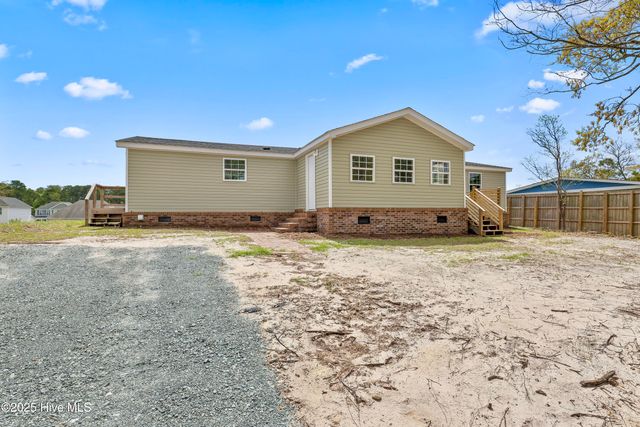 421 Mcquillan Drive, Wilmington, NC 28412