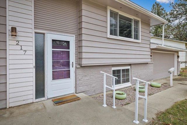 217 Nolan Brown Pl, Cheney, WA 99004