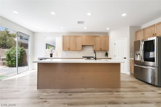 251 Crooked Tree Drive, Las Vegas, NV 89148
