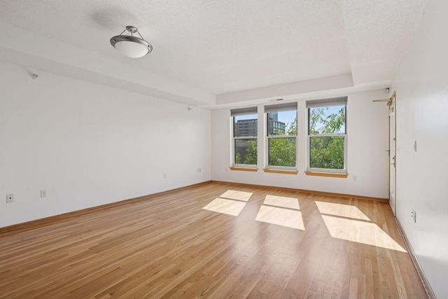 560 2nd Street N 410, Minneapolis, MN 55401