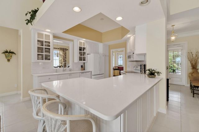 8681 SE Nicolete Lane, Hobe Sound, FL 33455