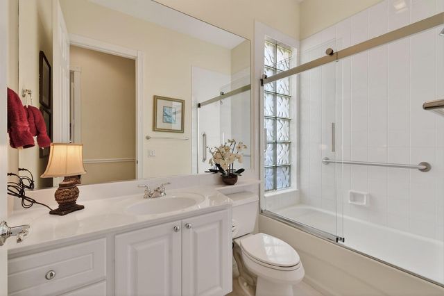 8681 SE Nicolete Lane, Hobe Sound, FL 33455
