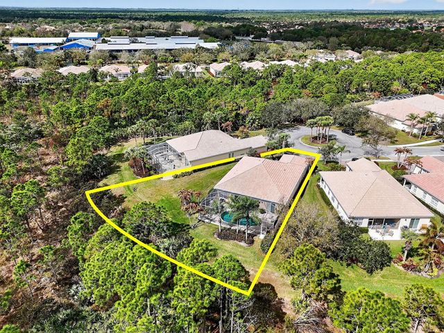 8681 SE Nicolete Lane, Hobe Sound, FL 33455