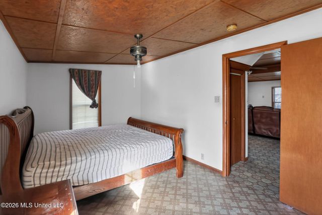 219 Heafner Road, Batesville, MS 38606