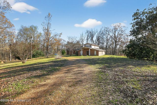 219 Heafner Road, Batesville, MS 38606