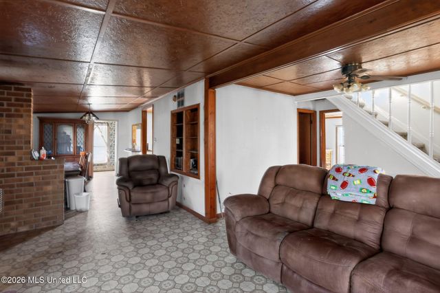 219 Heafner Road, Batesville, MS 38606